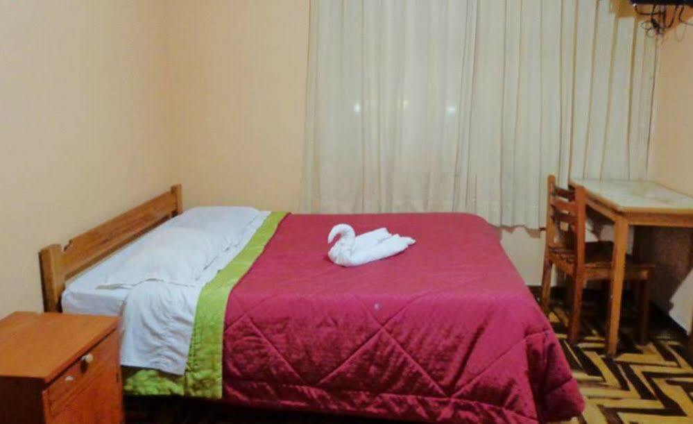 Hostel Sol Andina Inn Пуно Екстер'єр фото